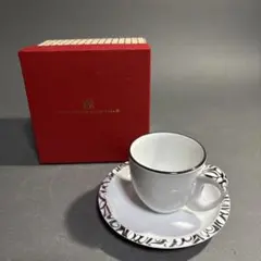 Item thumbnail for item 9785d9a6-e616-4557-afc0-661d58463c3f