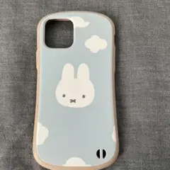 ミッフィと雲のiPhoneケース