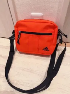 adidas ショルダーバッグ オレンジのサムネイル