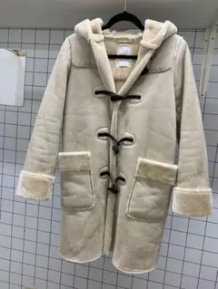 ミラオーウェン　フェイクムートンダッフル