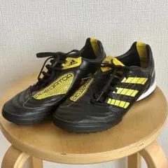 adidas [初代アディピュアJAPANTRXHG] のサッカースパイク - メルカリ