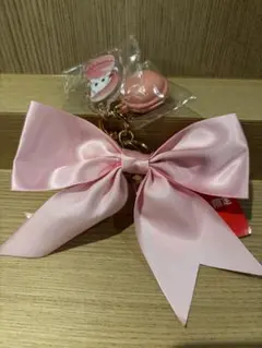 【新品】ネコとマカロンとリボンのキーホルダー タイトー限定 ピンク