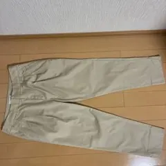 未使用アースミュージック&エコロジークロップドパンツLストレッチ綿ベージュリボン