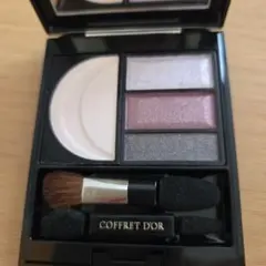 COFFRET D'OR ビューティCカーブアイズ 07 プラムワインのサムネイル