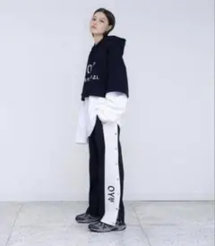 OY ボタン　ナイロンパンツ