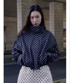 タグ付き新品★ZARAのドット柄パフジャケット★XSサイズ★青色/白色★完売