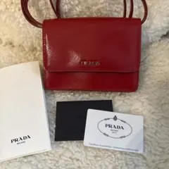 【美品】値下げPRADA サフィアーノレザー ショルダーバッグ レッド