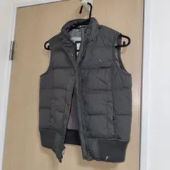 ABERCROMBIE グレー ダウンベスト ナイロン製