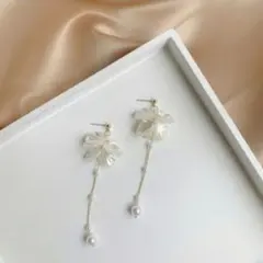 ピアス ロングピアス 花びら パール 結婚式　前撮り　ウェディング　ブライダル