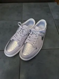 AIR JORDAN スニーカー 白 靴のサムネイル