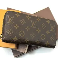 美品 ルイヴィトン モノグラム ジッピーウォレット 財布 ラウンドファスナー .