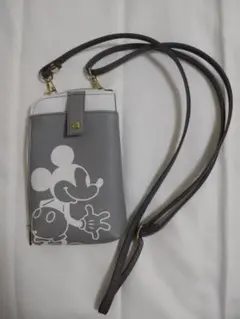 ミッキーマウス スマホショルダーバッグ　モバイルポーチ