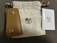 ふーちゃん様専用IL BISONTE キーケース ロゴプリント - メルカリ