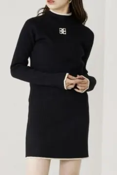 Chico 胸刺繍リブニット長袖ミニワンピース