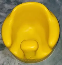Bumbo イエローベビーチェア