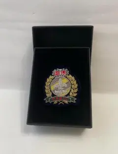 日産プリンス 社章 金張 ピンバッチ - メルカリ