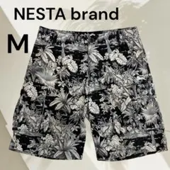 【NESTA brand 】ボタニカル柄 カーゴショートパンツMサイズモノトーンのサムネイル