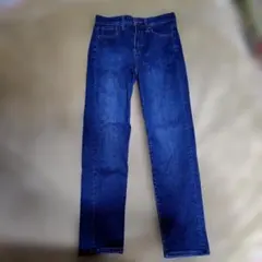 ユニクロ　ハイライズスキニーアンクルジーンズ　24(61cm)