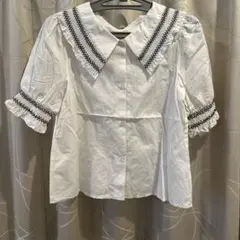 最終値下げ！！刺繍襟 半袖ブラウス ホワイト　Hudsonのサムネイル