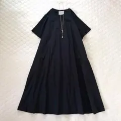 新品 BEARDSLEY ビアズリー カットコンビフレアワンピース - メルカリ