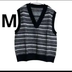 ☘️新品未使用タグ付き☘️ レディース ベストVネック ゆったり Mサイズ