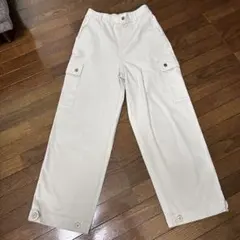 ベージュ ワークパンツ サイドポケット付き