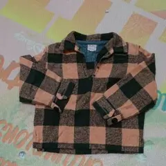 チェックシャツ