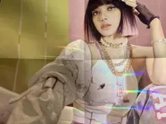 BLACKPINK フォトブック ポスター　リサ