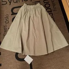 ウエストゴム　UNIQLO ロングフレアスカート　フリーサイズ