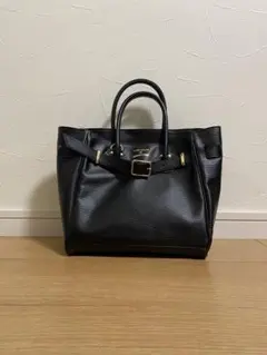 ✨極美品✨ヤングアンドオルセン フレームワーク別注 エンボストート ベルト 黒 FRAMeWORK（フレームワーク）の「*YOUNG＆OLSEN別注エンボスレザー