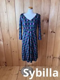 タグ付美品✨SYBILLA現行　小花柄 七分袖 ワンピース　L　キャミソールつき タグ付美品✨SYBILLA現行 小花柄 七分袖 ワンピース L キャミソール