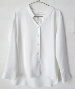 E　hyaphen world gallery PEACE ホワイトシャツ新品