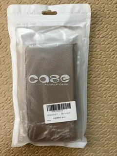 iPhone12用　ブラウンベージュ　手帳型ケース　ストラップ付き