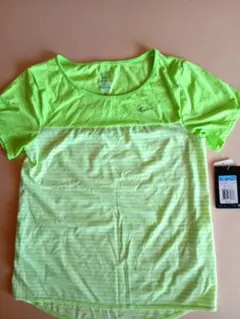 Nike DRI-FIT 蛍光グリーン トップス