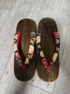 新品、未使用、可愛い和柄 桐の下駄 23〜24㎝相当　浴衣