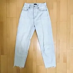 UNIQLO JEANS ライトブルー ストレートデニム