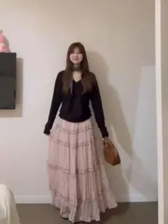 ピンク プリーツロングスカート フリル付き