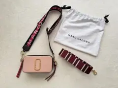 MARC JACOBS ザ スナップショット ピンク保存袋，ベルト付き