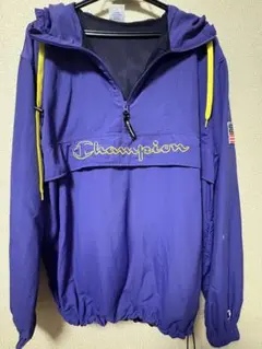 Champion 紫色 ナイロンジャケット フード付き