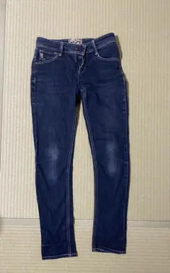 Item thumbnail for item edddb054-a98b-4de8-9a84-226c5ec13acb