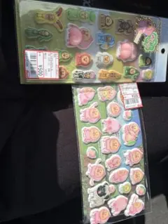 スペシャルもっちもちシール　はってはがせるずかんシールこびとづかん