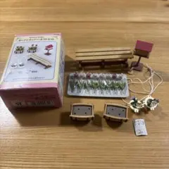 シルバニアファミリー　ガーデンチェアー・ポストセット