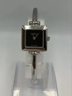 ④GUCCI 1900L バングルウォッチ クォーツ レディースのサムネイル