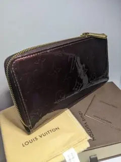 LOUIS VUITTON ルイヴィトン ジッピー M93522 財布