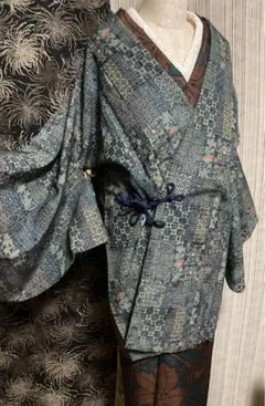 【NEW】美品♡ 唐草模様 ヴィンテージ柄 紺色寒色系 天洋コート 道中着