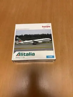 herpa Alitalia Boeing 777-200 1/500のサムネイル