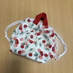 ハンドメイド　保冷保温巾着袋　お弁当袋　持ち手付き　さくらんぼ柄
