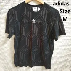 【人気☆adidas】黒　トレフォイルロゴ　模様　Tシャツ サイズM