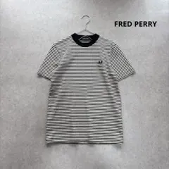 フレッドペリー ファインボーダー ワンポイントロゴ刺繍Tシャツ ユニセックス Sのサムネイル