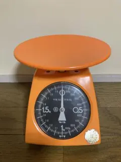 タニタ　キッチンスケール　計り　2キロ　昭和レトロ　TANITA オレンジカラーのサムネイル
